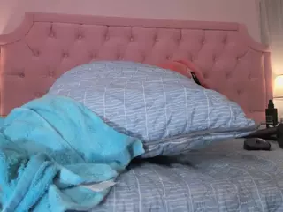 Valen Toro's Live Sex Cam Show