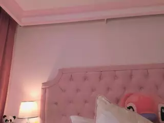 Valen Toro's Live Sex Cam Show