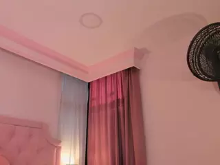 Valen Toro's Live Sex Cam Show