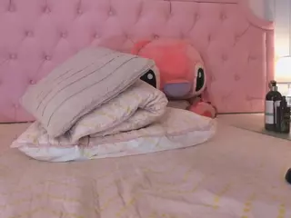Valen Toro's Live Sex Cam Show
