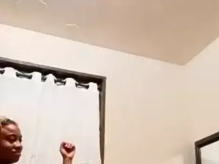 sunnymagicc's Live Sex Cam Show