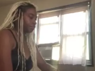 sunnymagicc's Live Sex Cam Show