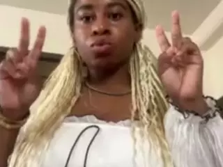 sunnymagicc's Live Sex Cam Show
