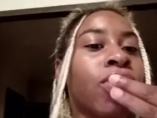 sunnymagicc's Live Sex Cam Show