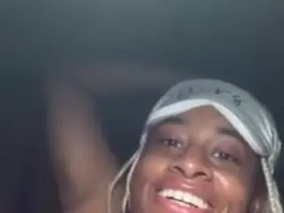 sunnymagicc's Live Sex Cam Show