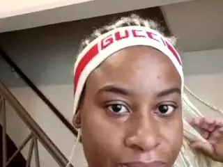 sunnymagicc's Live Sex Cam Show