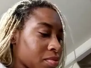 sunnymagicc's Live Sex Cam Show