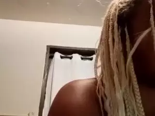 sunnymagicc's Live Sex Cam Show