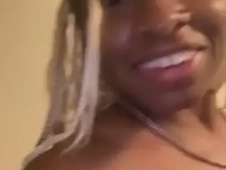 sunnymagicc's Live Sex Cam Show