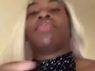 sunnymagicc's Live Sex Cam Show