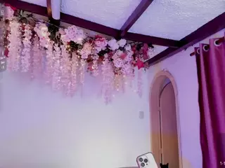 mia-bloom's Live Sex Cam Show