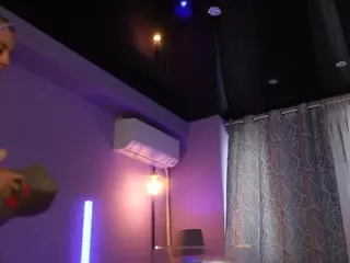 mandypeas's Live Sex Cam Show