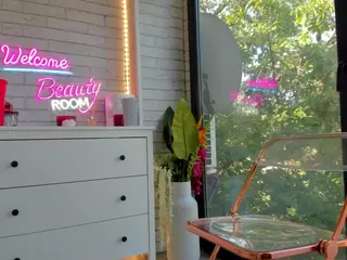 BritneyCharm's Live Sex Cam Show