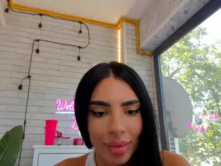BritneyCharm's Live Sex Cam Show