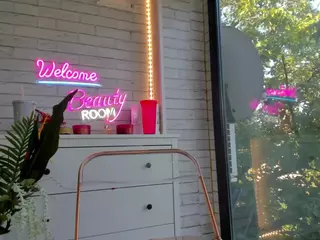 BritneyCharm's Live Sex Cam Show