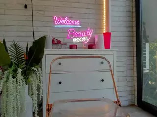 BritneyCharm's Live Sex Cam Show