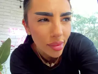 BritneyCharm's Live Sex Cam Show