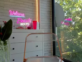BritneyCharm's Live Sex Cam Show