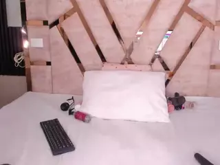 Elaine Brown's Live Sex Cam Show