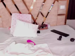 Elaine Brown's Live Sex Cam Show