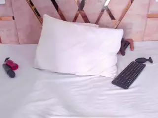 Elaine Brown's Live Sex Cam Show