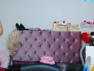 lanaqueen69's Live Sex Cam Show