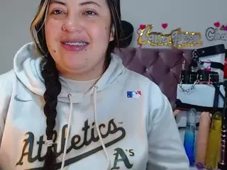 lanaqueen69's Live Sex Cam Show