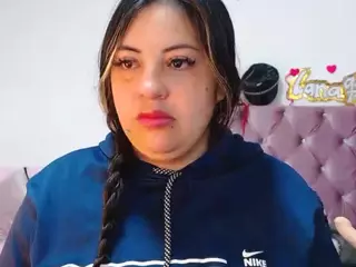 lanaqueen69's Live Sex Cam Show