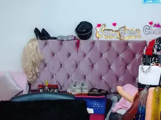 lanaqueen69's Live Sex Cam Show