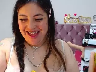 lanaqueen69's Live Sex Cam Show