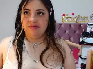 lanaqueen69's Live Sex Cam Show