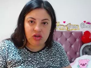 lanaqueen69's Live Sex Cam Show