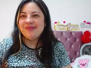 lanaqueen69's Live Sex Cam Show
