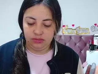 lanaqueen69's Live Sex Cam Show