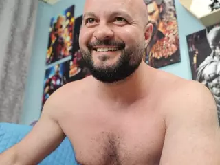 HugeMuscles's Live Sex Cam Show