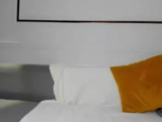 Moonlovee's Live Sex Cam Show