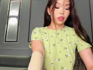 Moonlovee's Live Sex Cam Show