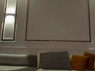 Moonlovee's Live Sex Cam Show