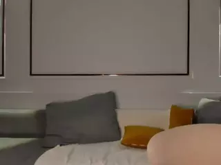 Moonlovee's Live Sex Cam Show