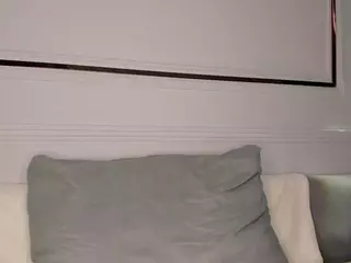 Moonlovee's Live Sex Cam Show