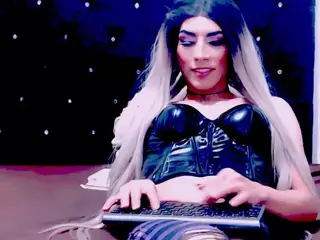 Camila's Live Sex Cam Show