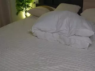 urblonde's Live Sex Cam Show