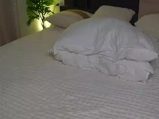 urblonde's Live Sex Cam Show