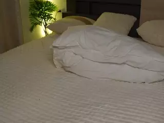 urblonde's Live Sex Cam Show