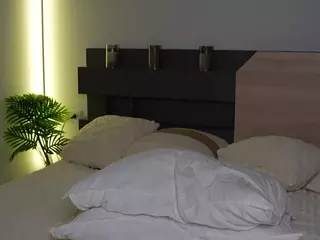 urblonde's Live Sex Cam Show