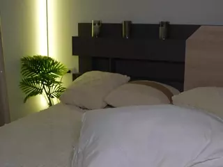 urblonde's Live Sex Cam Show