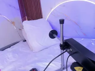 martinna-28's Live Sex Cam Show