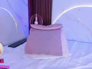 martinna-28's Live Sex Cam Show