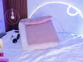 martinna-28's Live Sex Cam Show