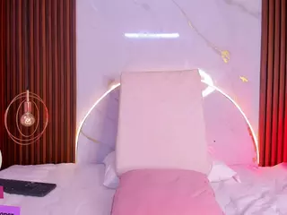 martinna-28's Live Sex Cam Show